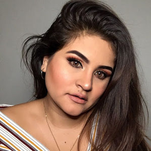 Meet your Posher, Arantxa